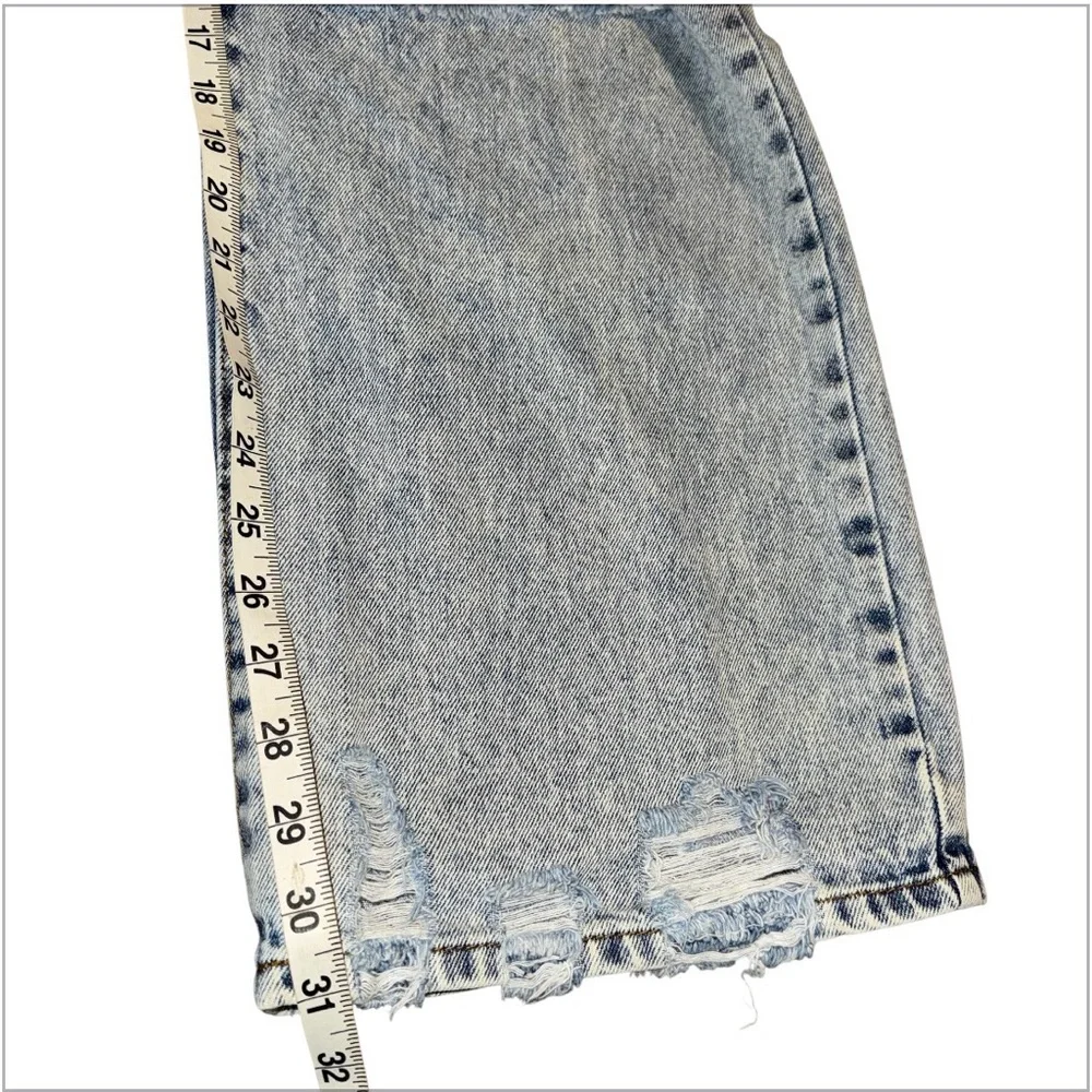 RSQ Women’s Distressed Wide Leg Jeans Light Wash Denim Size 32x31 Y2K Baggy - Picture 5 of 6